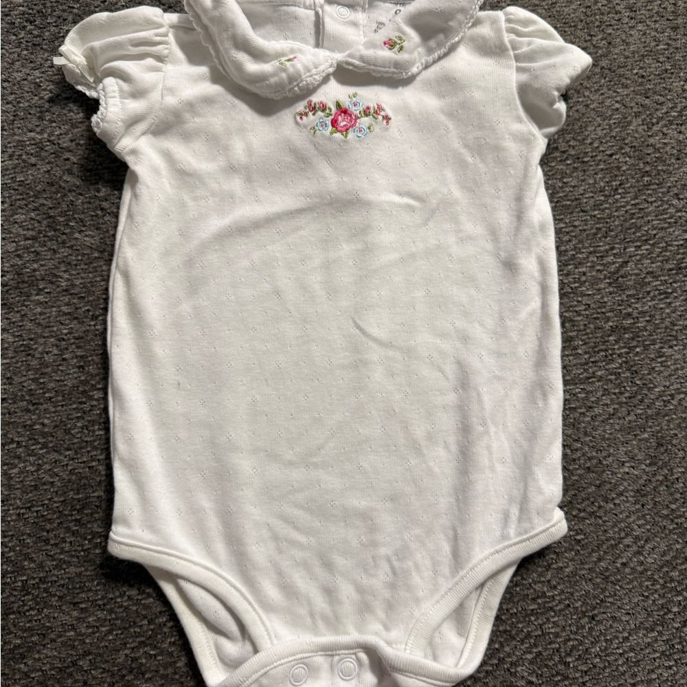 Y2K Carter’s White Baby Onesie with Floral Embroidery
